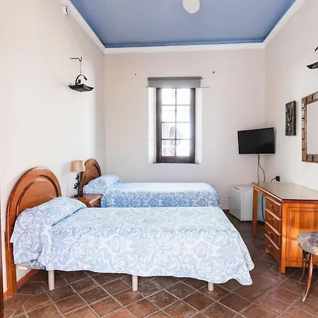 Hotel Balneario De Sierra Alhamilla 2*